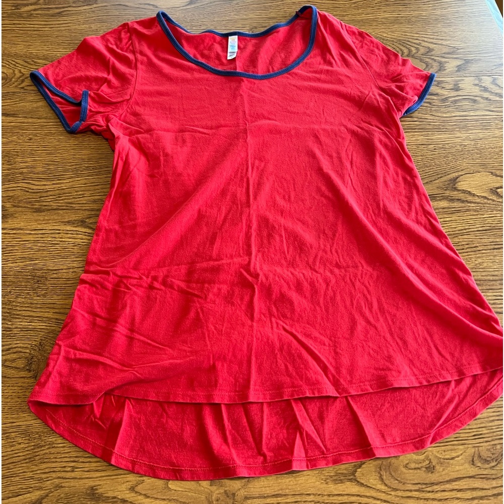 LulaRoe tunic. Red XL
